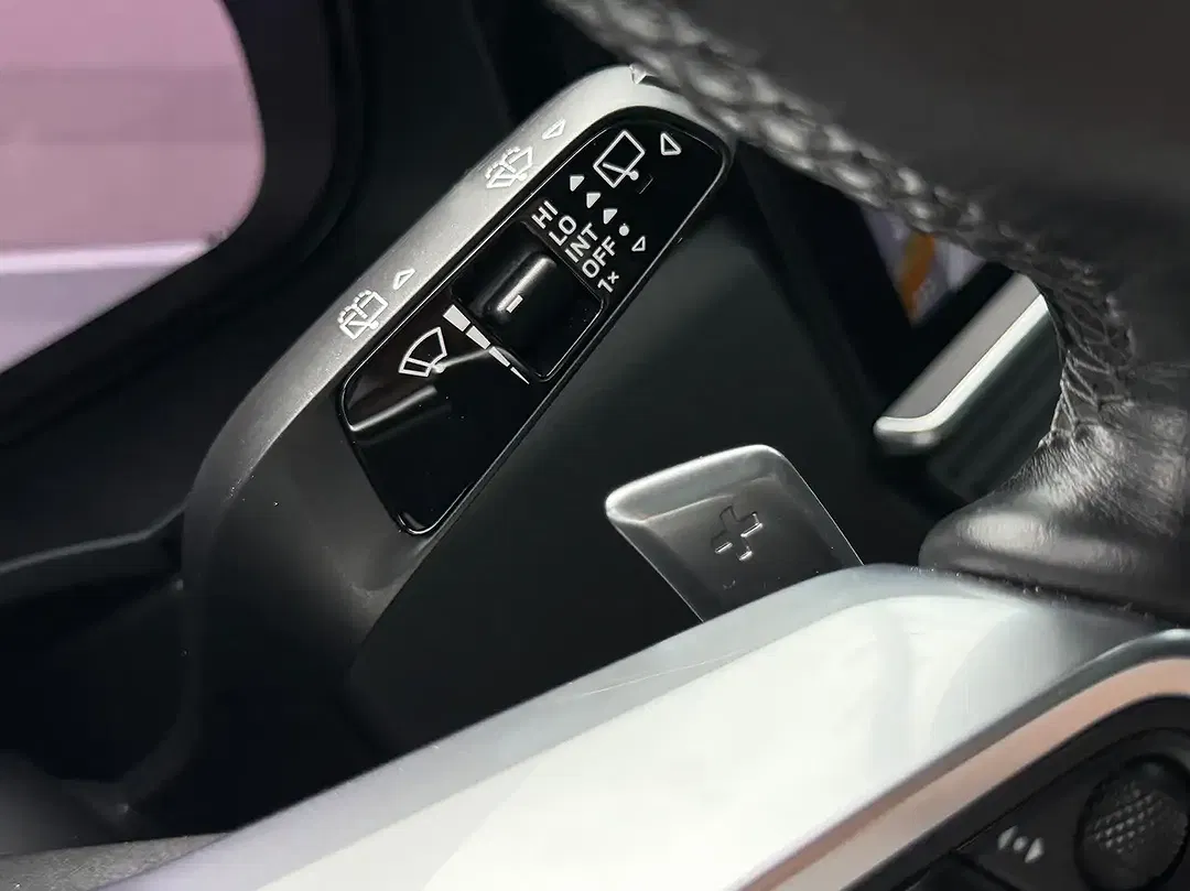 Porsche Cayenne - Thumbnail 24