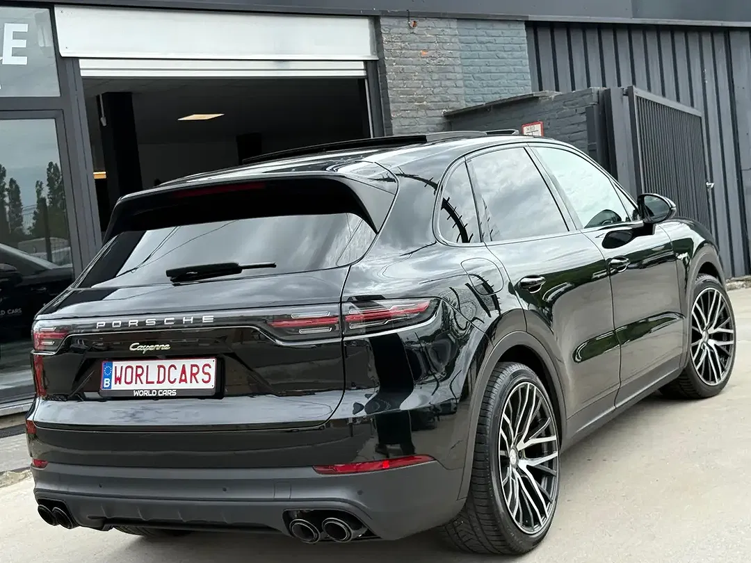 Porsche Cayenne - Thumbnail 4