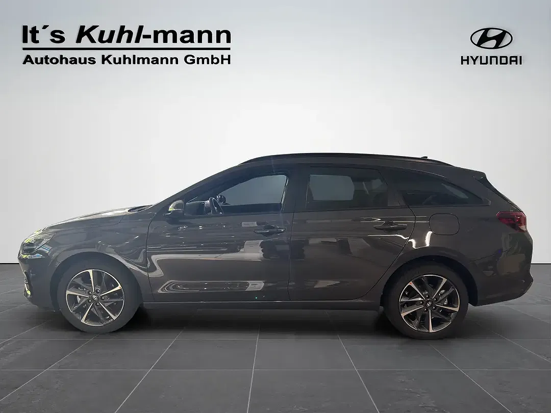 Hyundai i30 - Thumbnail 3