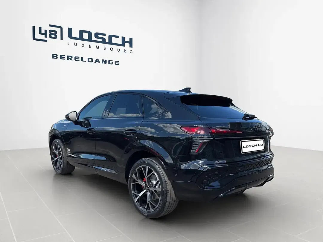 Audi Q3 - Thumbnail 6