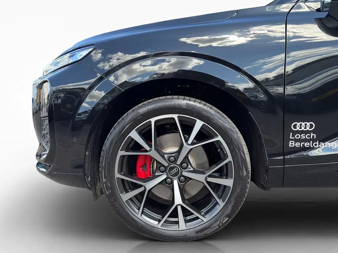 Audi Q3 - Thumbnail 8
