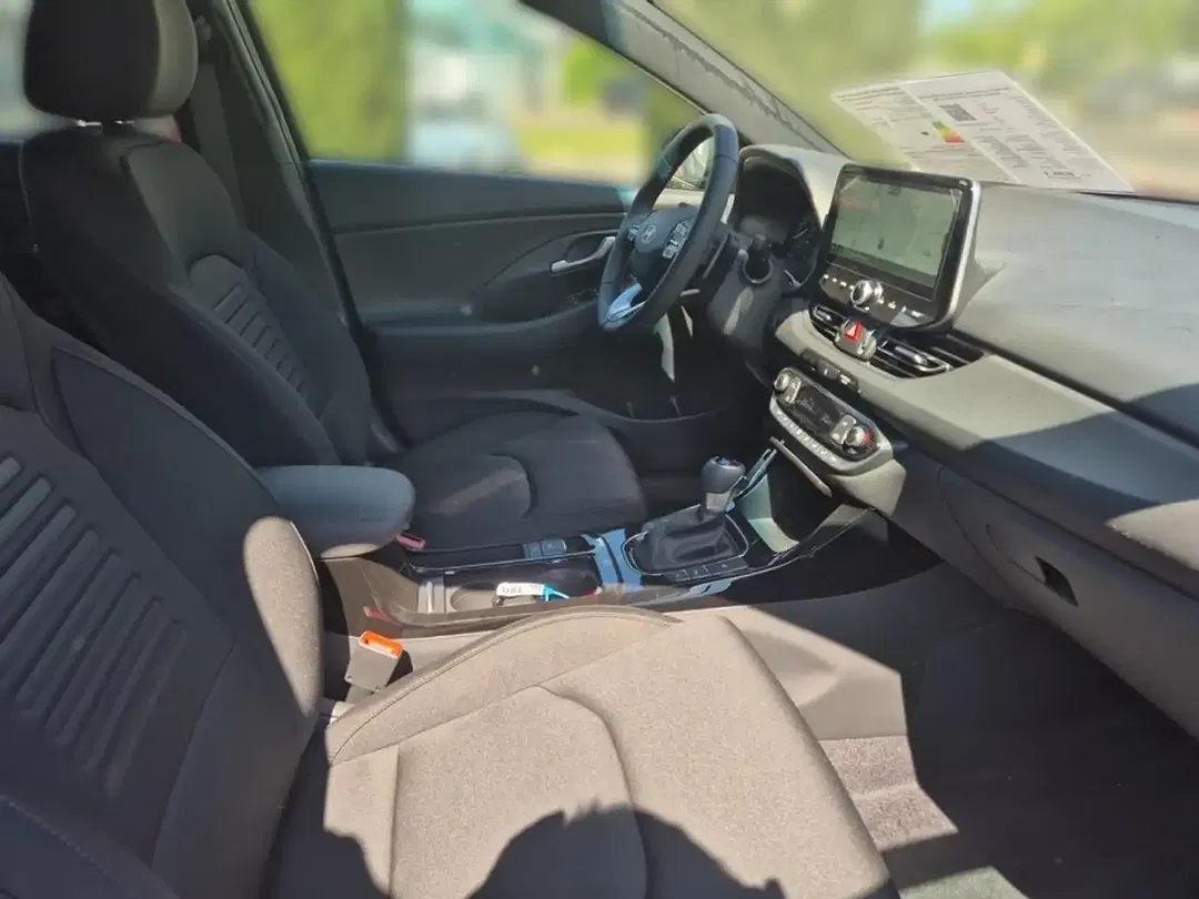 Hyundai i30 - Thumbnail 14