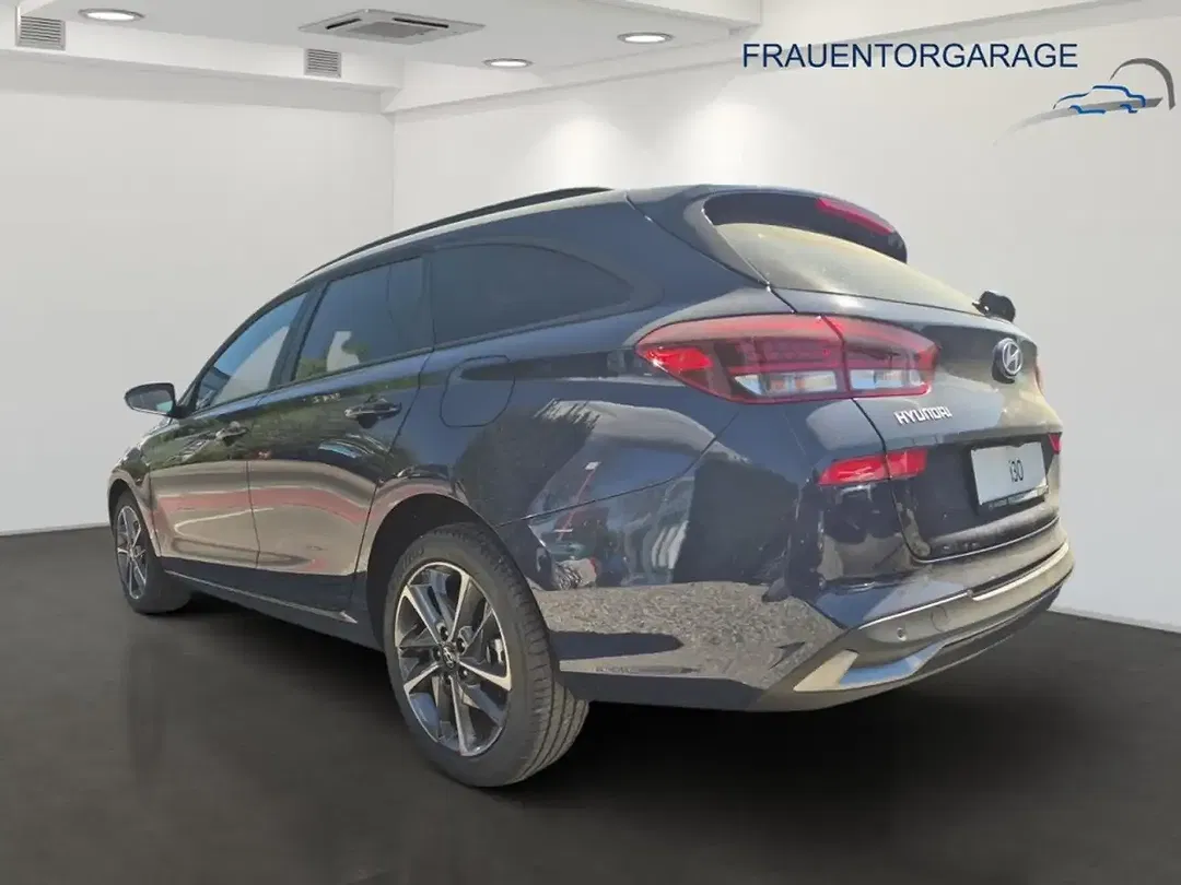Hyundai i30 - Thumbnail 4
