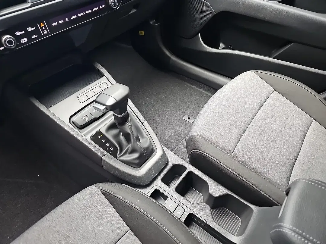 Kia Stonic - Thumbnail 12