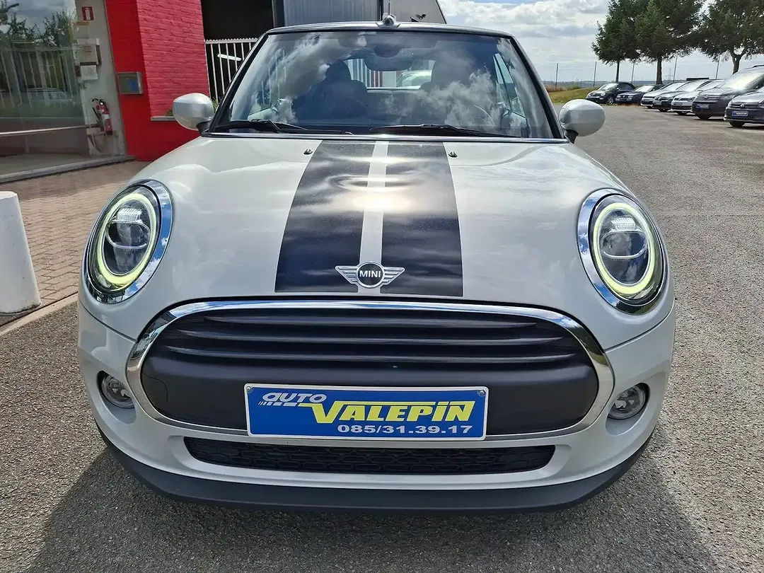 MINI One Cabrio - Thumbnail 2