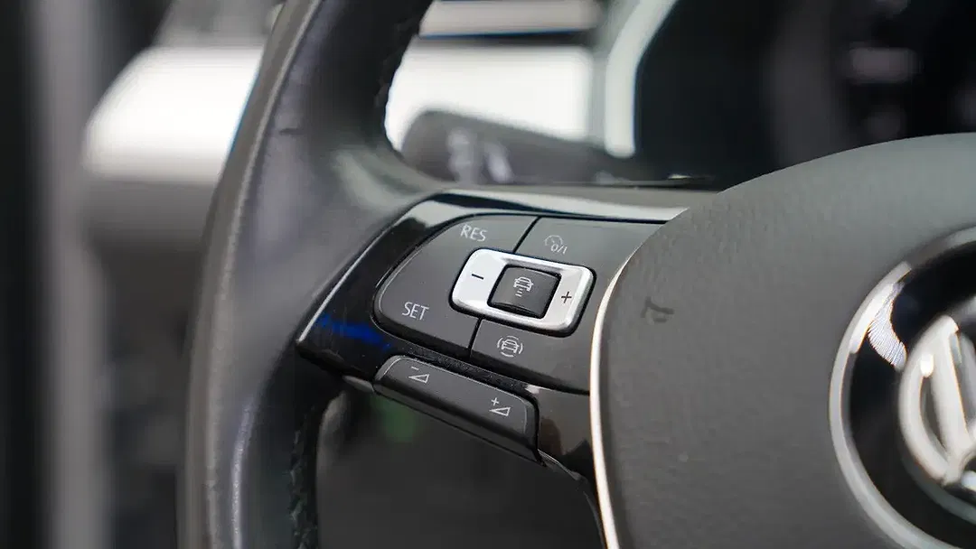 Volkswagen Passat Variant - Thumbnail 11