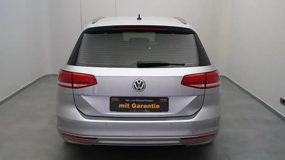 Volkswagen Passat Variant - Thumbnail 6