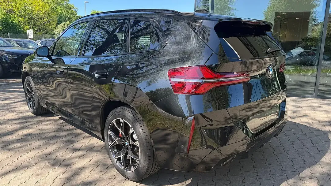 BMW X3 - Thumbnail 6
