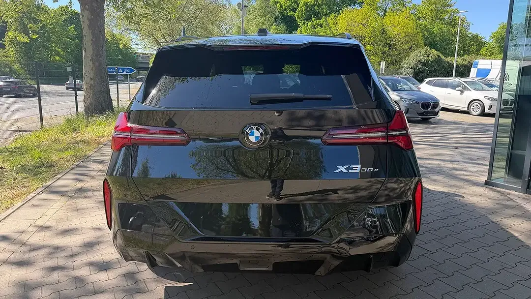 BMW X3 - Thumbnail 7