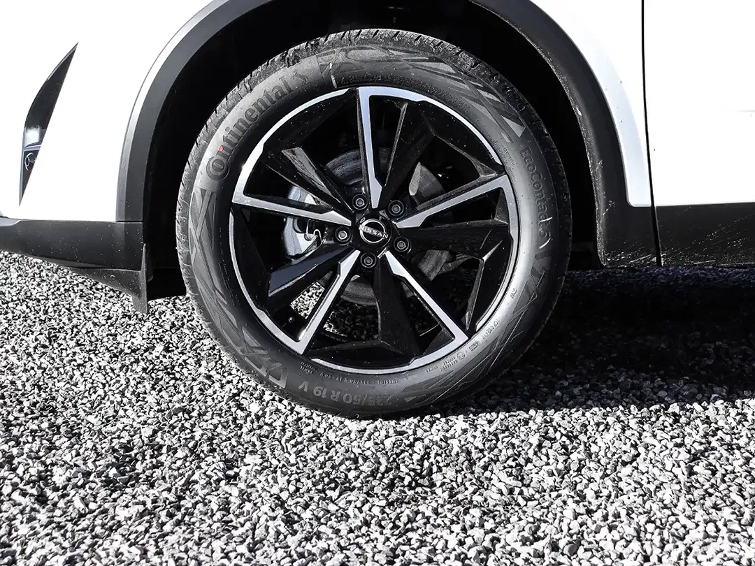 Nissan Qashqai - Thumbnail 3
