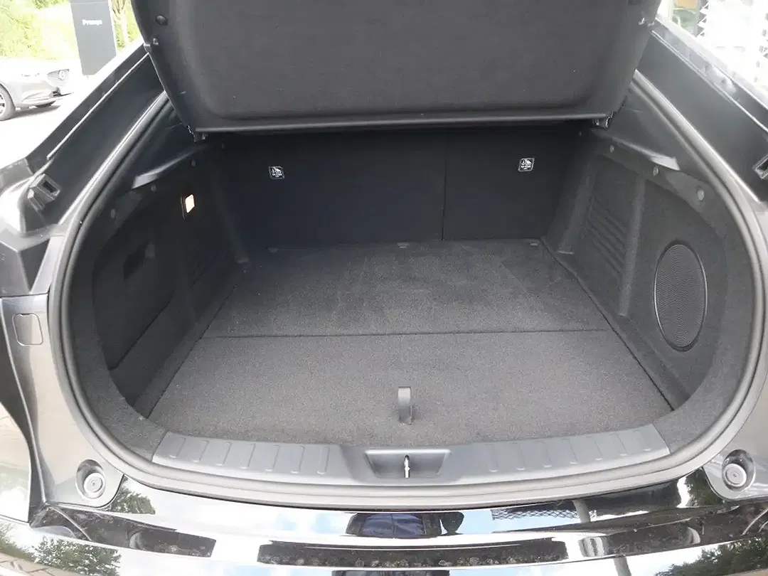 Mazda 6e - Thumbnail 9