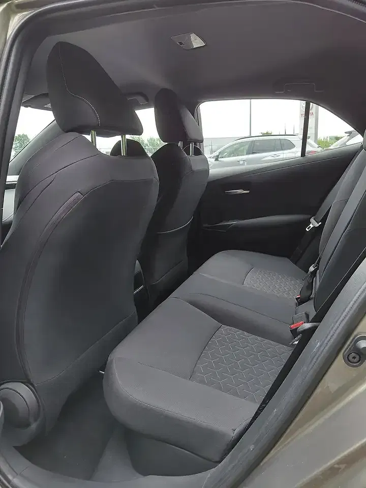 Toyota Corolla - Thumbnail 9