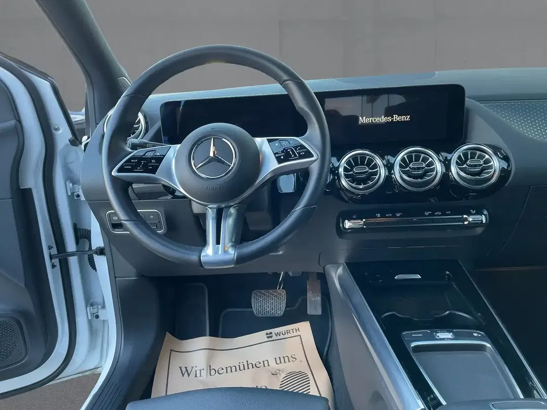 Mercedes-Benz B 200 - Thumbnail 10