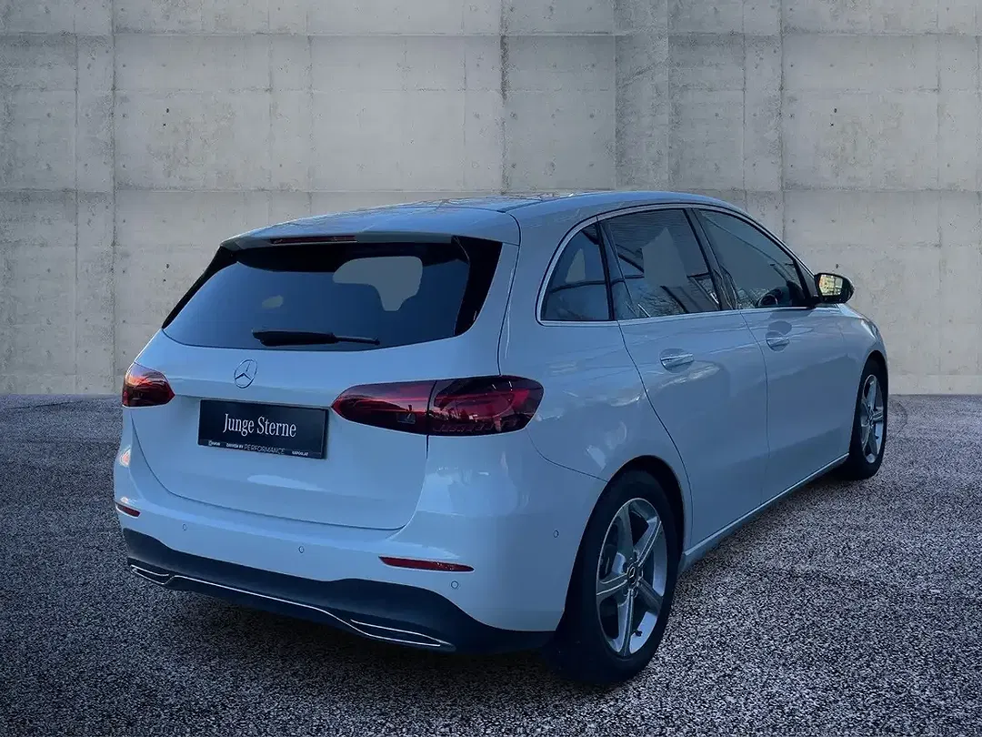 Mercedes-Benz B 200 - Thumbnail 5