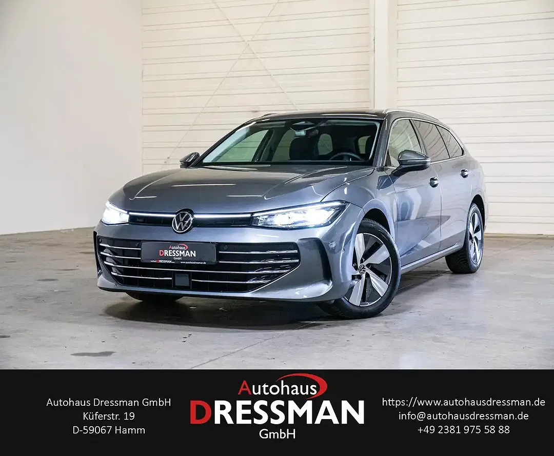 Volkswagen Passat Variant - Thumbnail 1