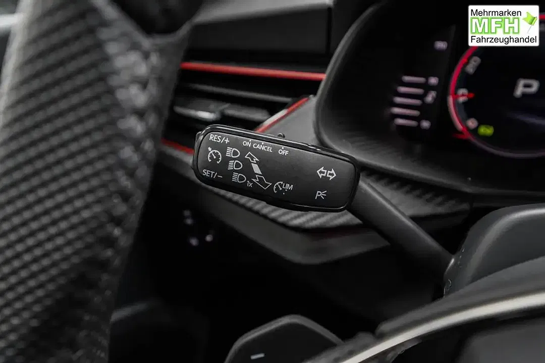 Skoda Scala - Thumbnail 10