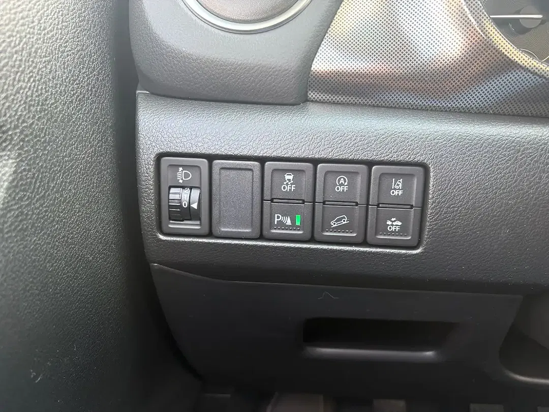 Suzuki Vitara - Thumbnail 13