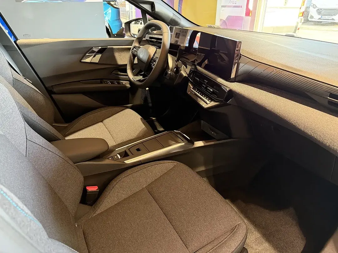 Renault Clio - Thumbnail 6