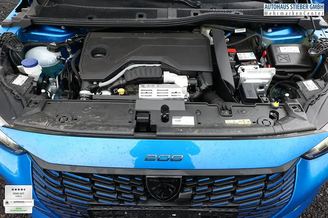 Peugeot 208 - Thumbnail 12