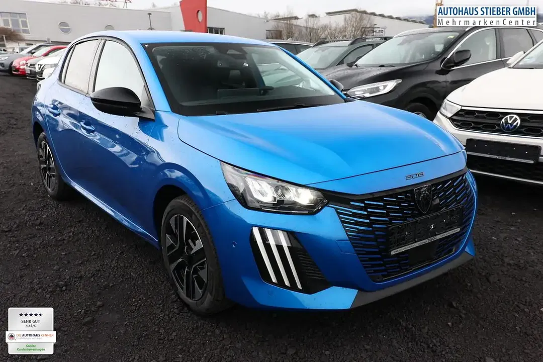 Peugeot 208 - Thumbnail 2