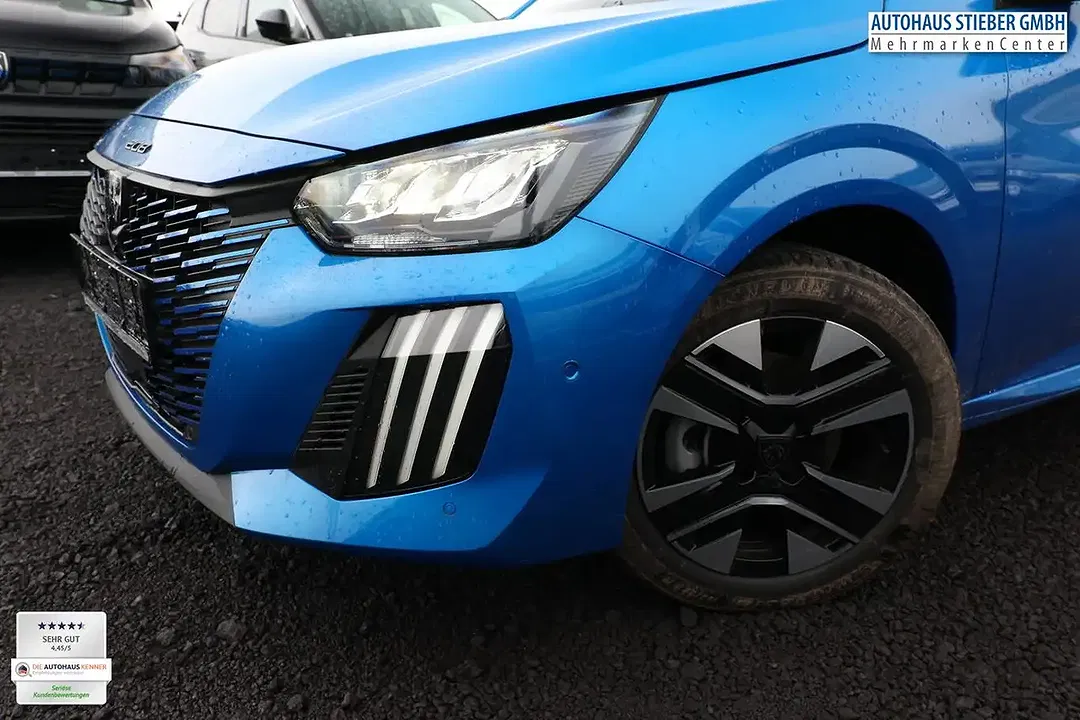Peugeot 208 - Thumbnail 5
