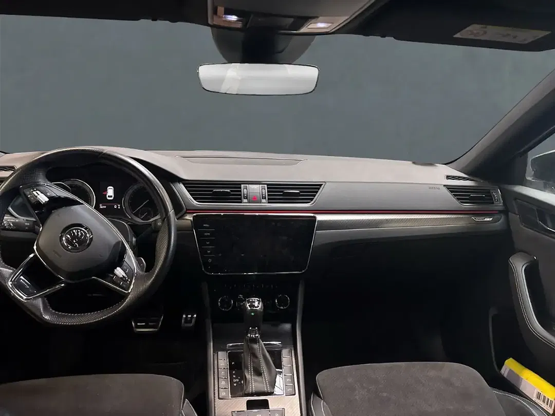 Skoda Superb - Thumbnail 8