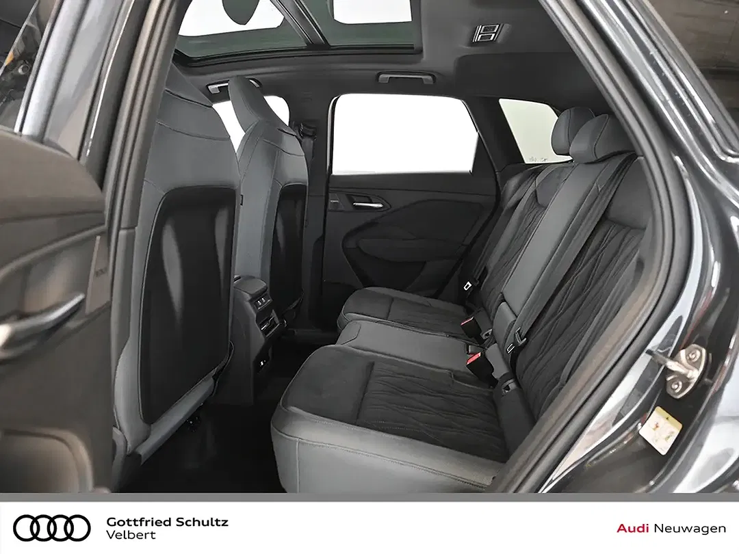 Audi Q3 - Thumbnail 13