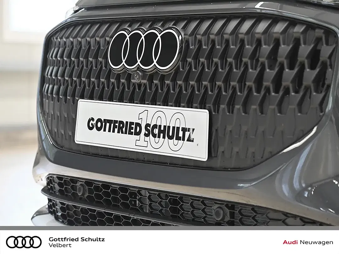Audi Q3 - Thumbnail 7