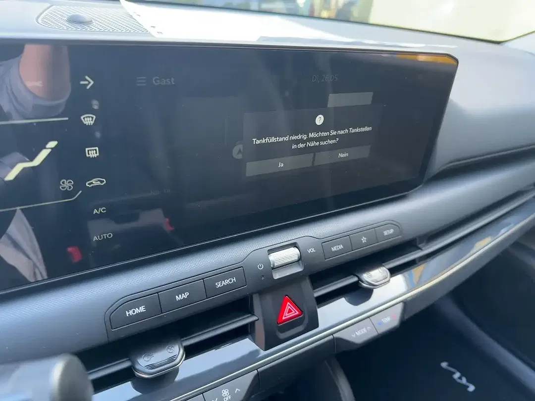 Kia K4 - Thumbnail 11
