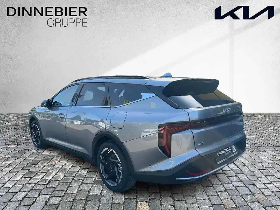 Kia K4 - Thumbnail 2