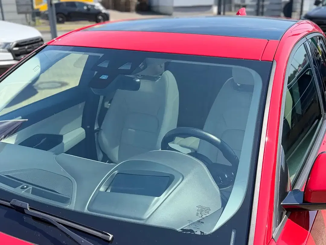 Jaguar E-Pace - Thumbnail 11