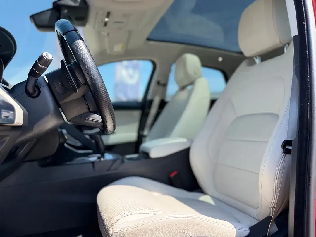 Jaguar E-Pace - Thumbnail 15