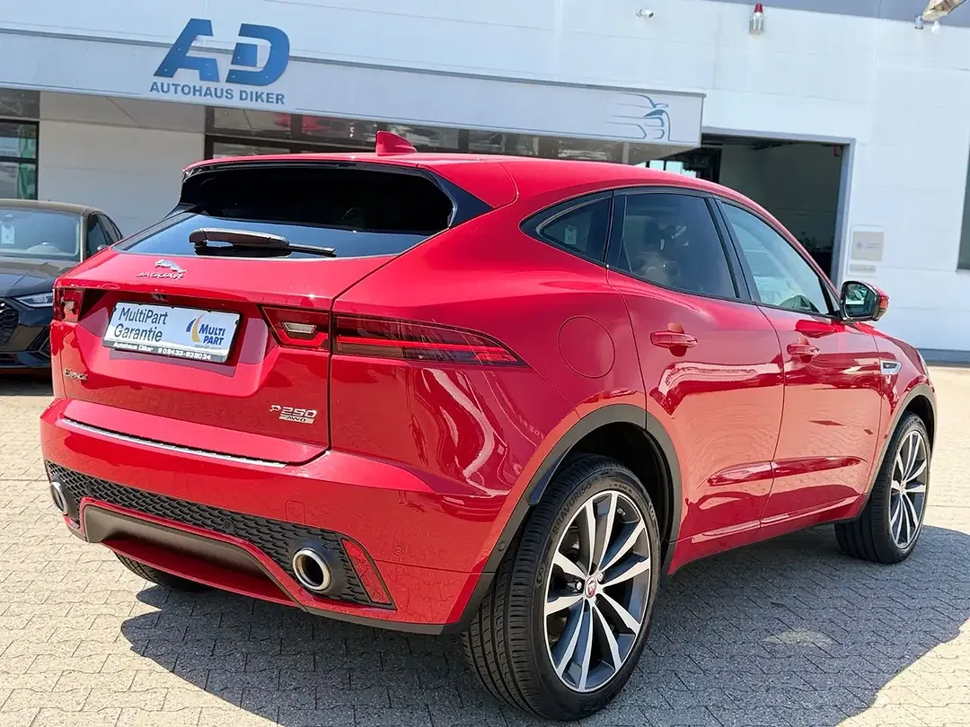 Jaguar E-Pace - Thumbnail 5