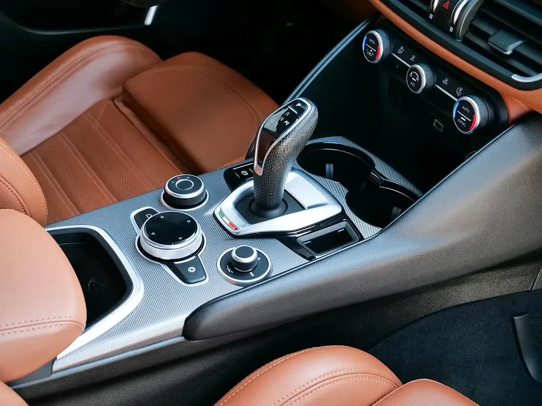 Alfa Romeo Giulia - Thumbnail 20