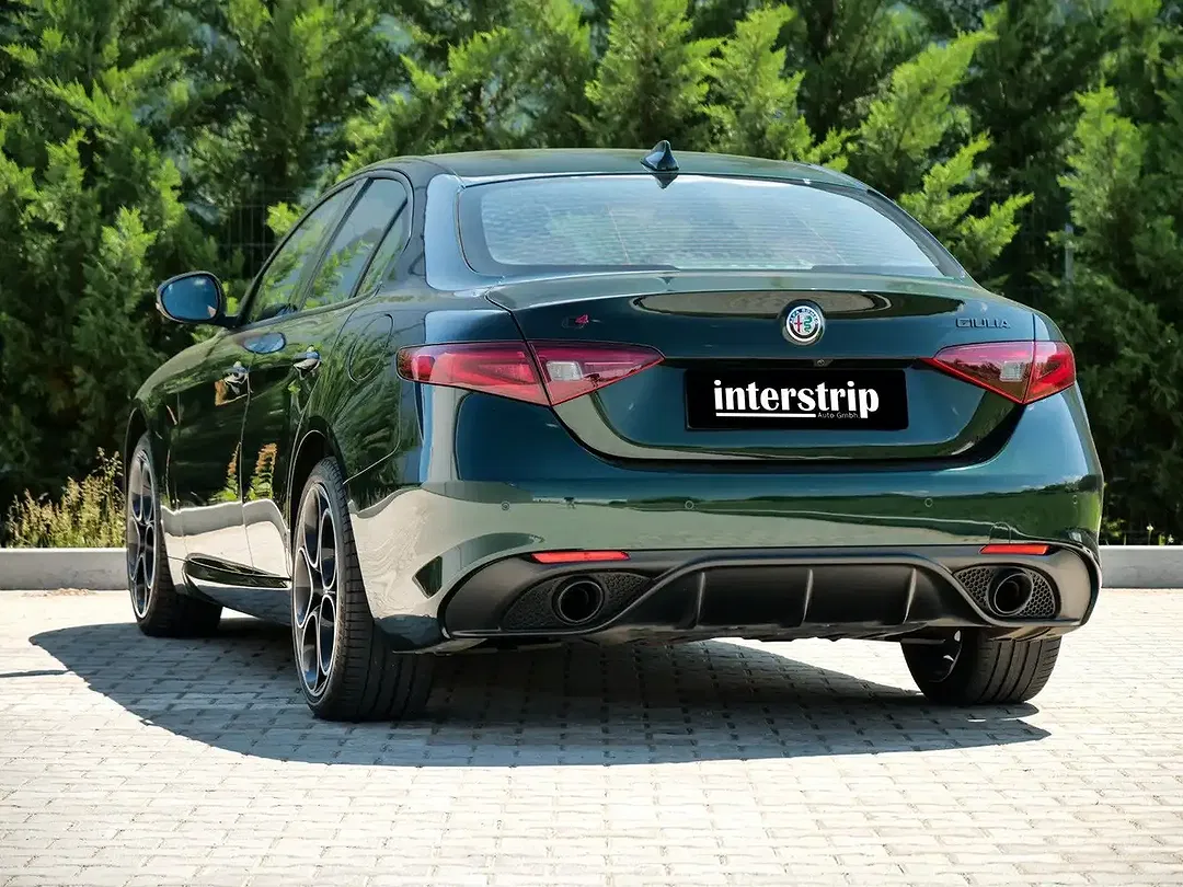 Alfa Romeo Giulia - Thumbnail 4
