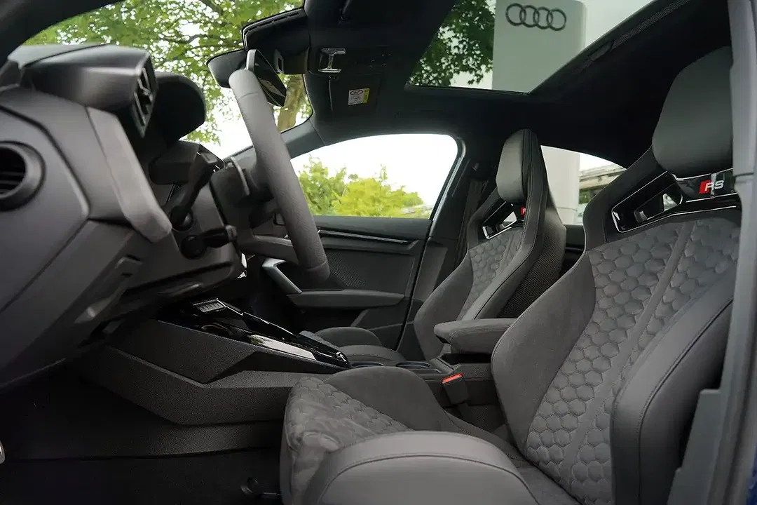 Audi RS3 - Thumbnail 13