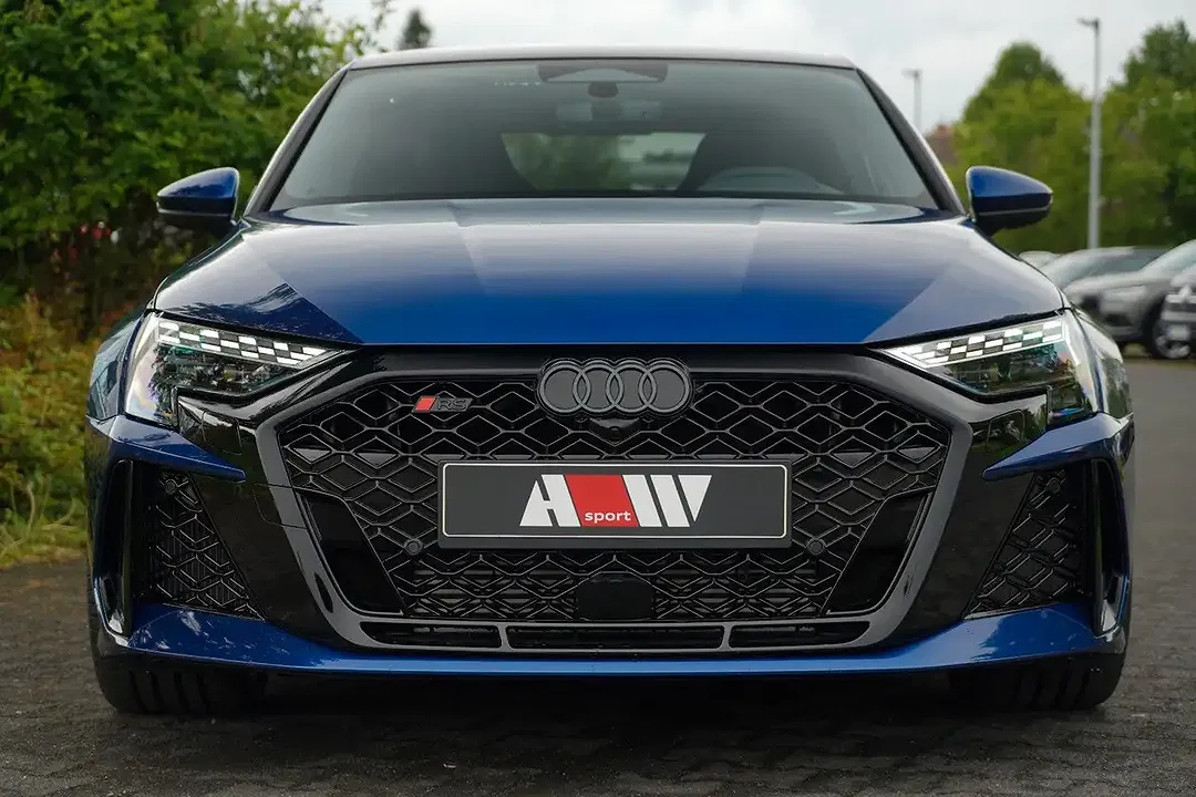 Audi RS3 - Thumbnail 3