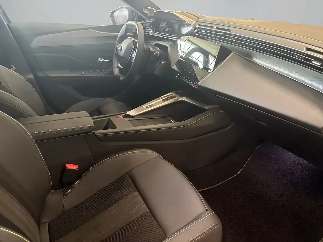 Peugeot 308 - Thumbnail 12