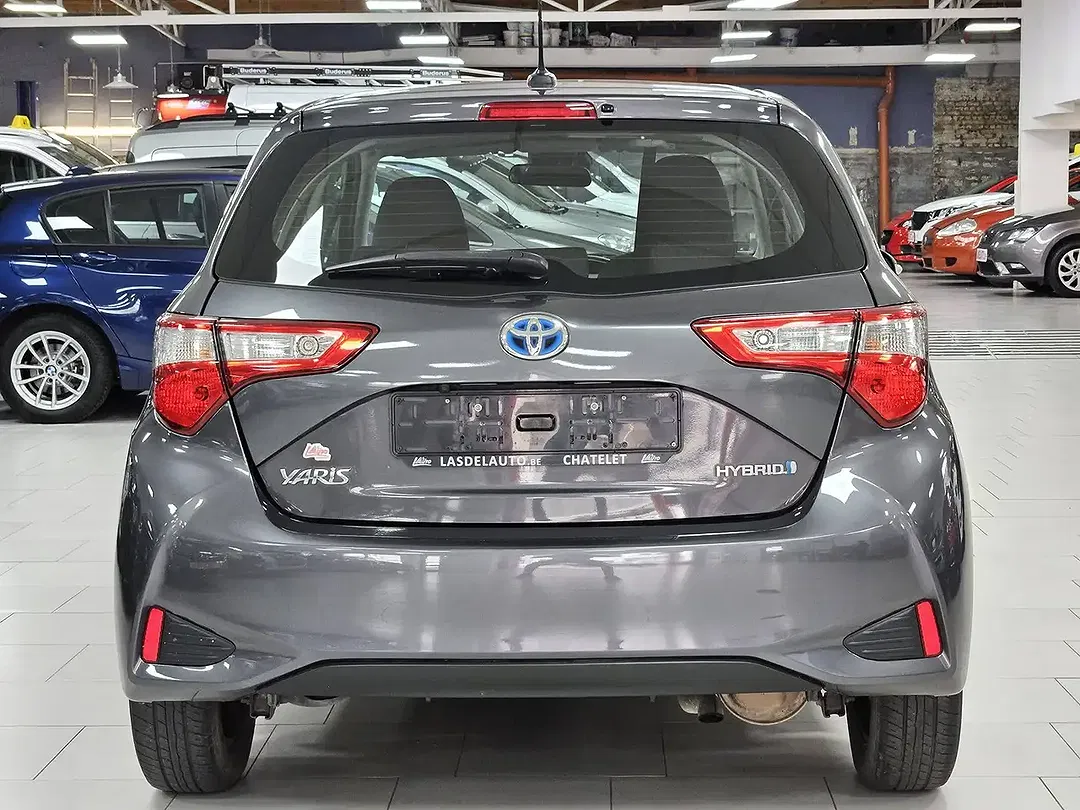 Toyota Yaris - Thumbnail 7