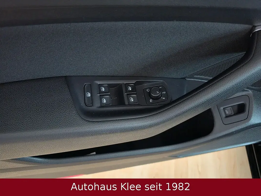 Volkswagen Passat Variant - Thumbnail 11