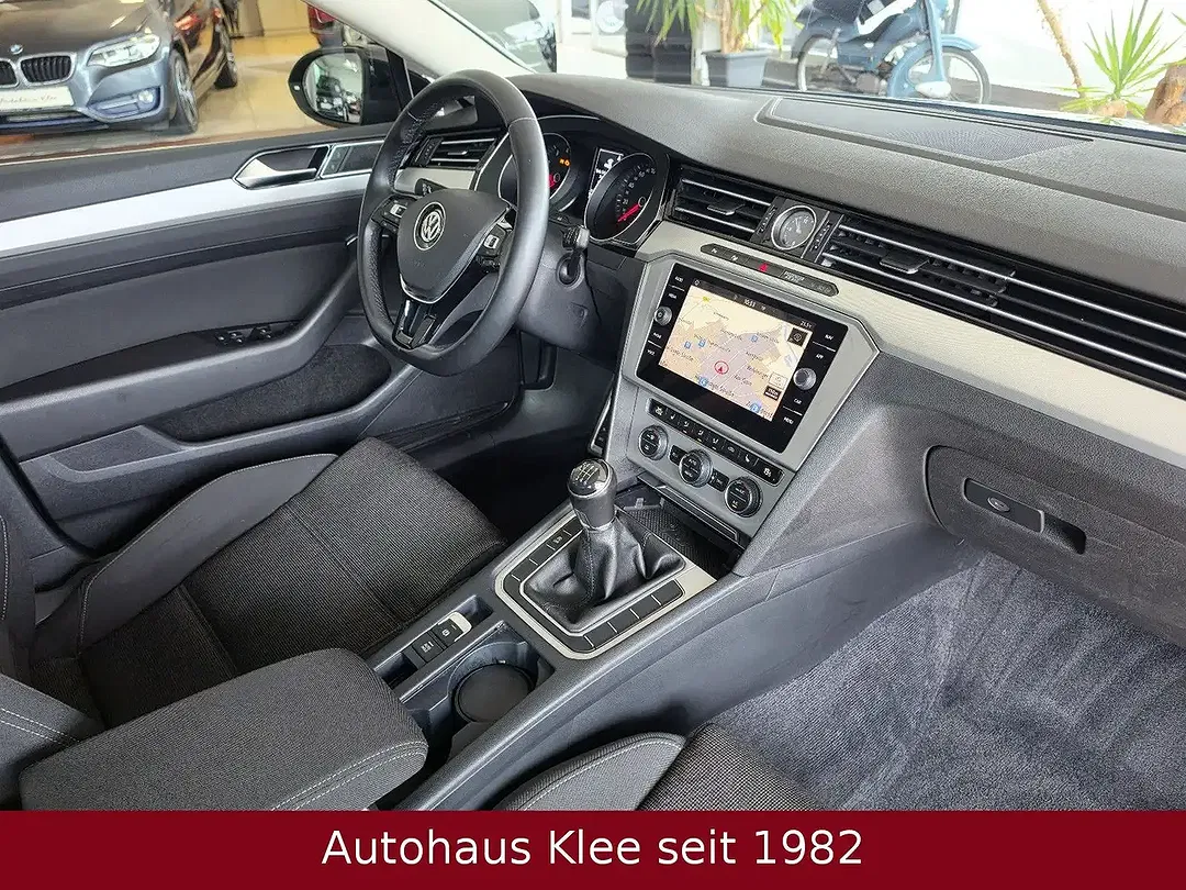 Volkswagen Passat Variant - Thumbnail 5