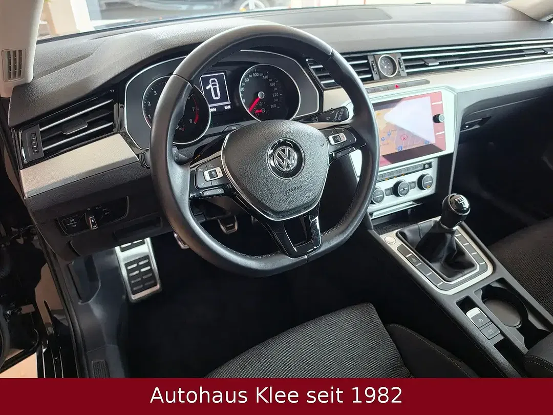 Volkswagen Passat Variant - Thumbnail 9