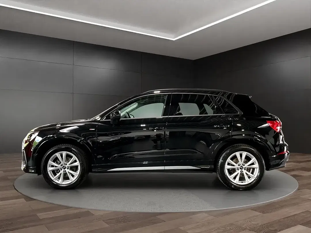 Audi Q3 - Thumbnail 7