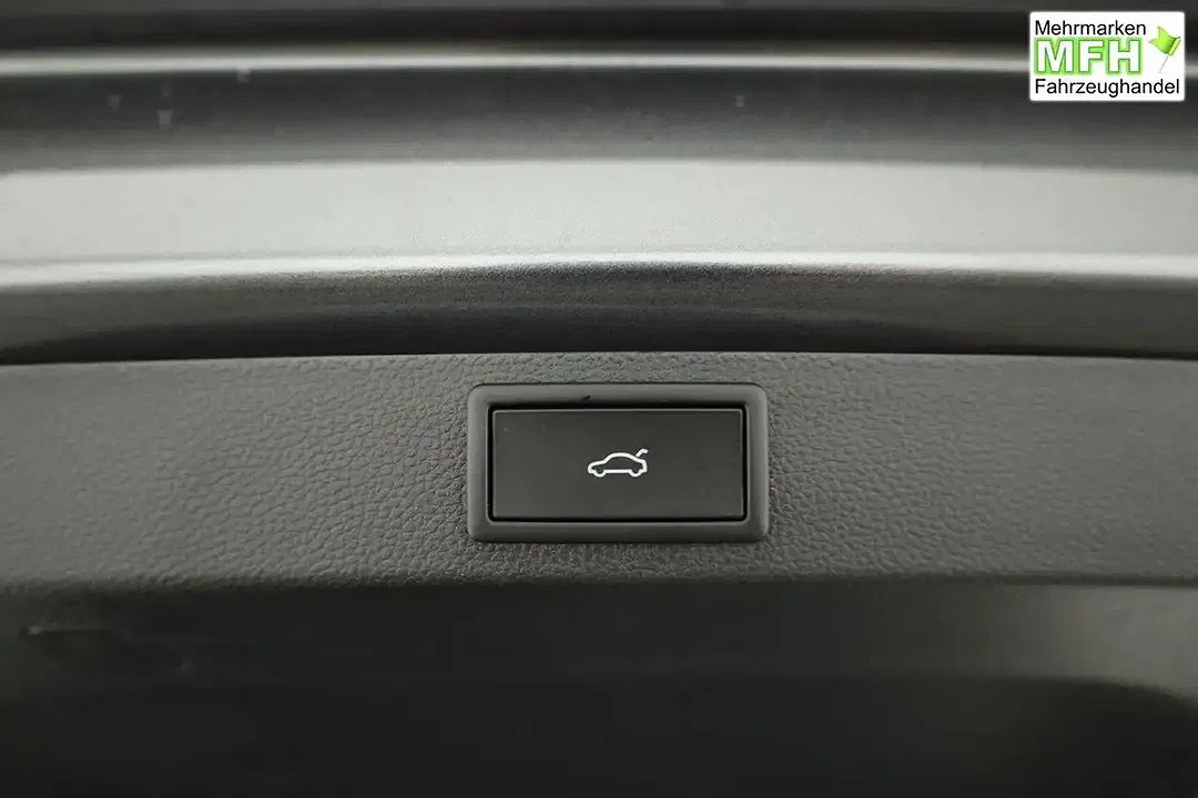 Skoda Karoq - Thumbnail 13