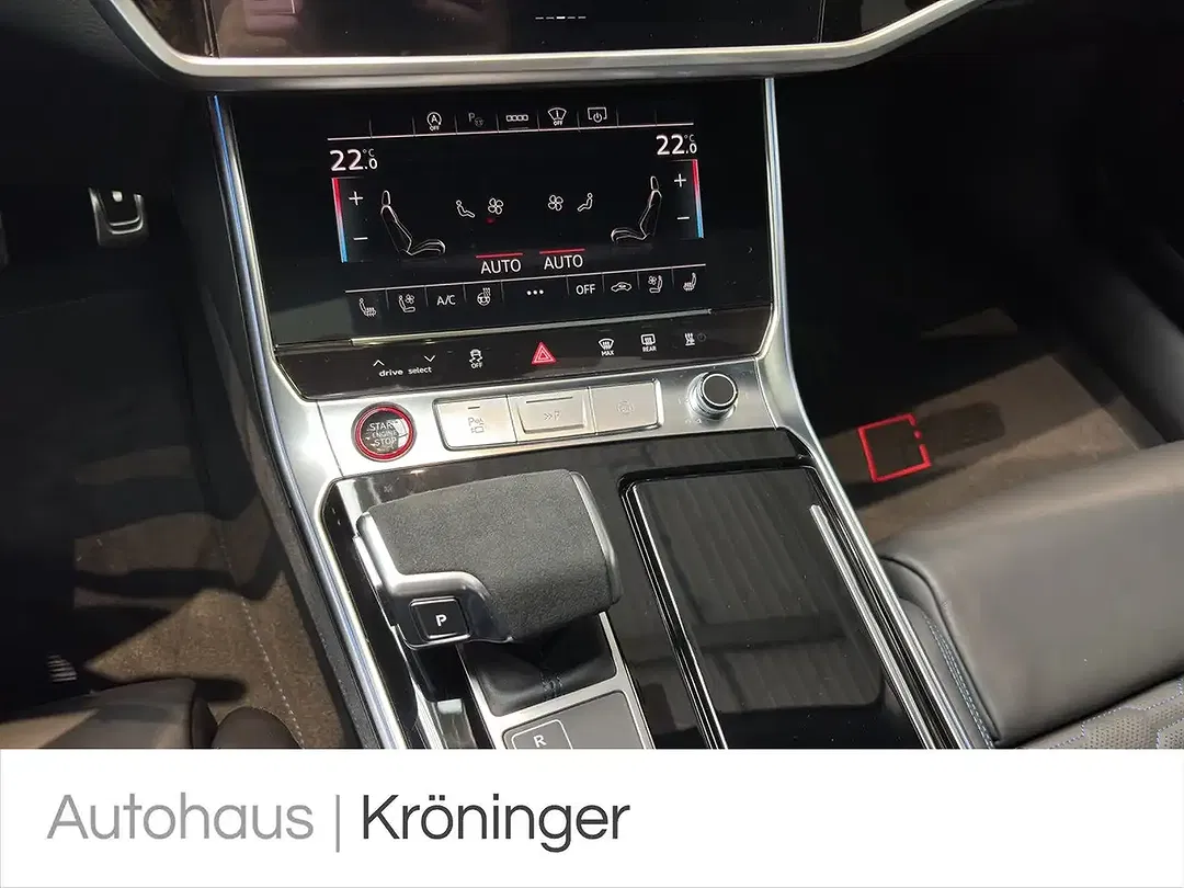 Audi RS6 - Thumbnail 13