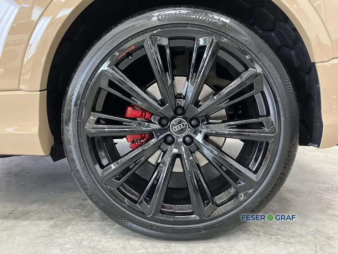 Audi Q8 - Thumbnail 10