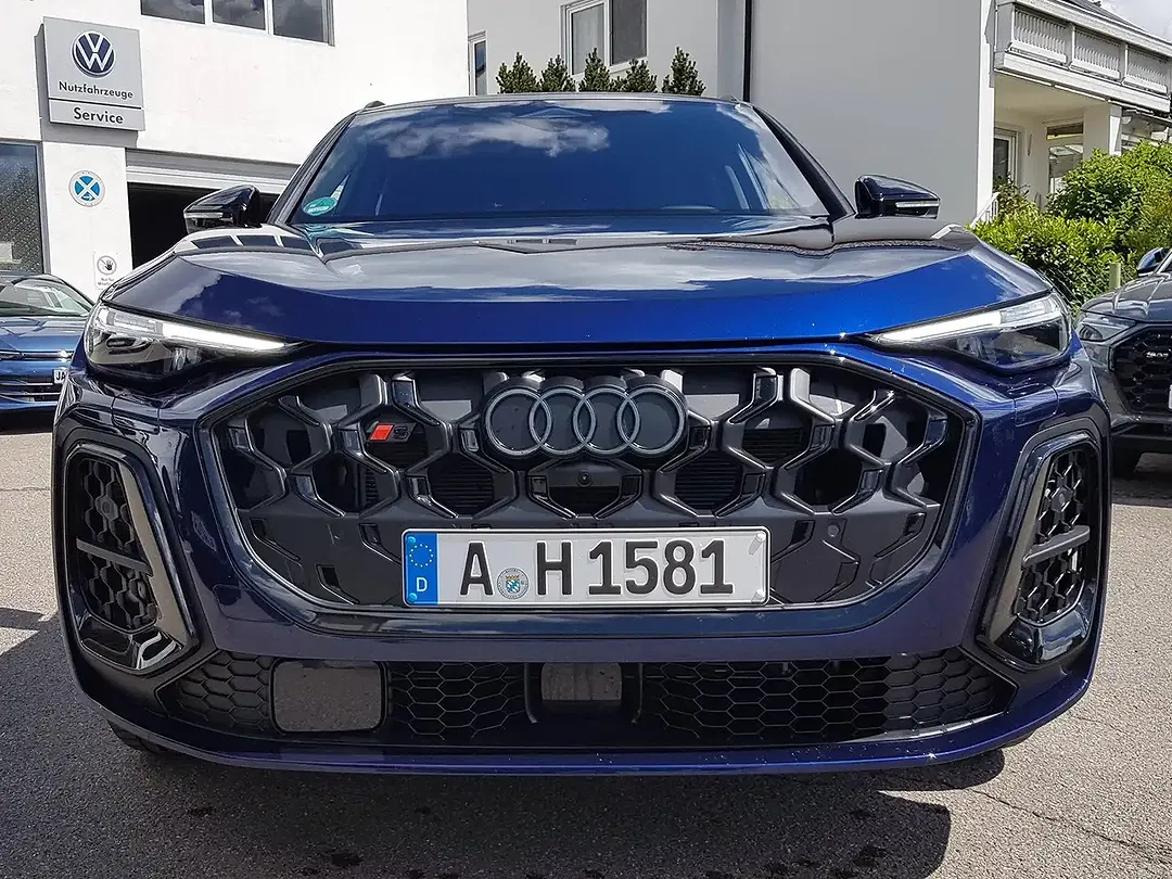 Audi SQ5 - Thumbnail 7