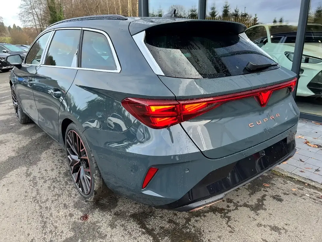 CUPRA Leon - Thumbnail 6