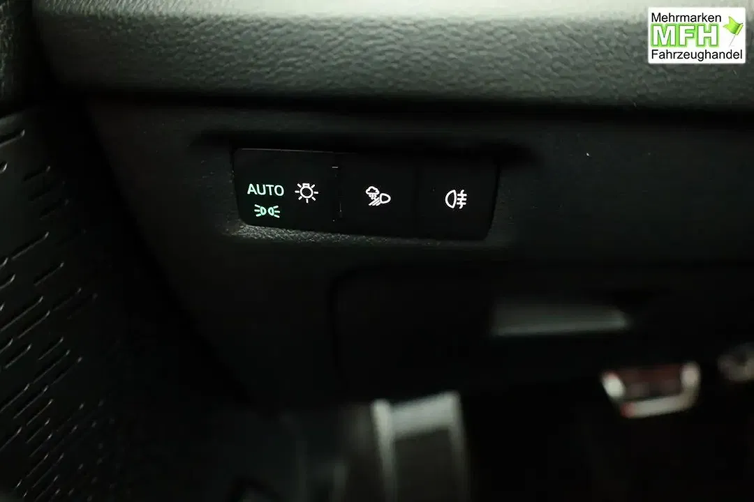 Skoda Octavia - Thumbnail 8