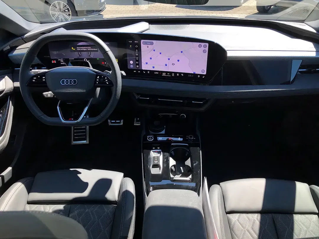 Audi A6 e-tron - Thumbnail 5